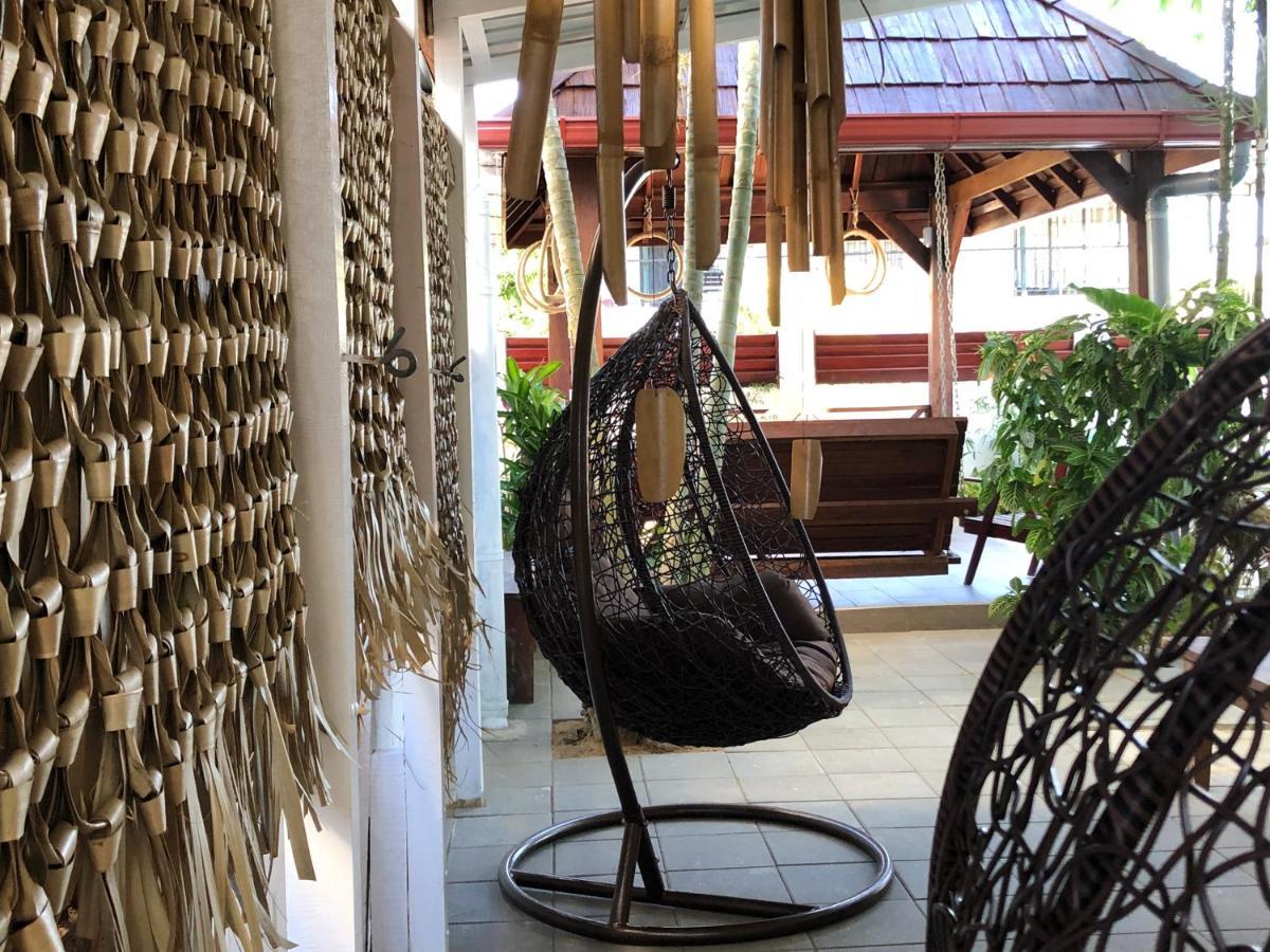 Villa Famiri Boutique Hotel 帕拉马里博 外观 照片