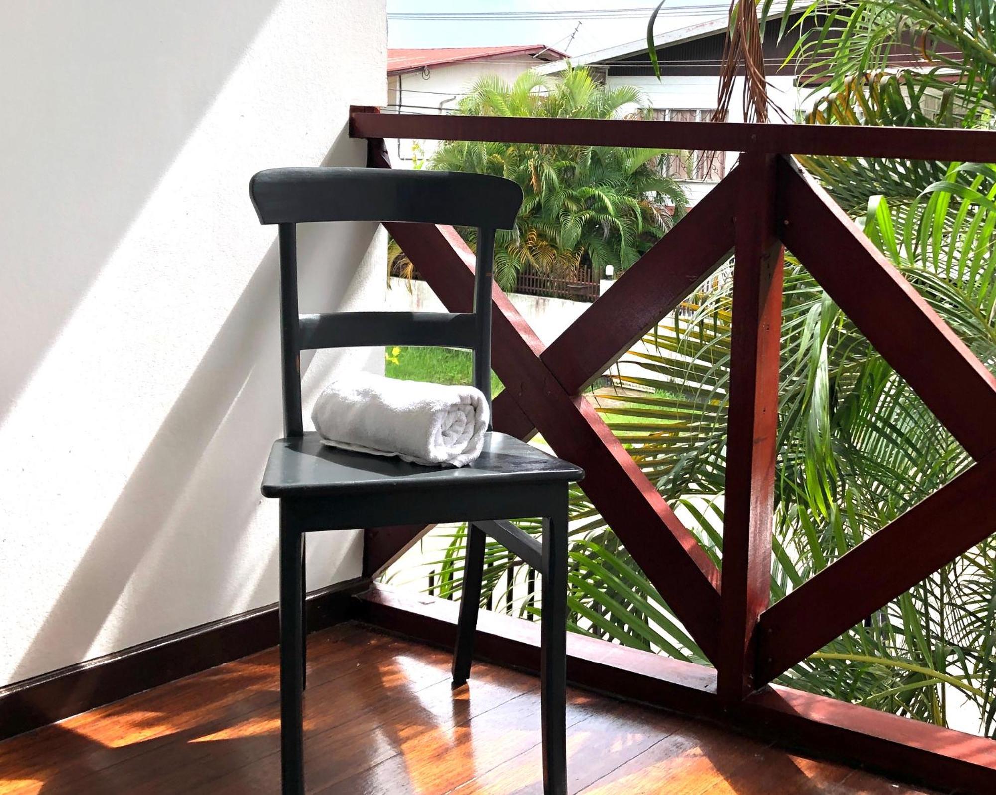 Villa Famiri Boutique Hotel 帕拉马里博 外观 照片