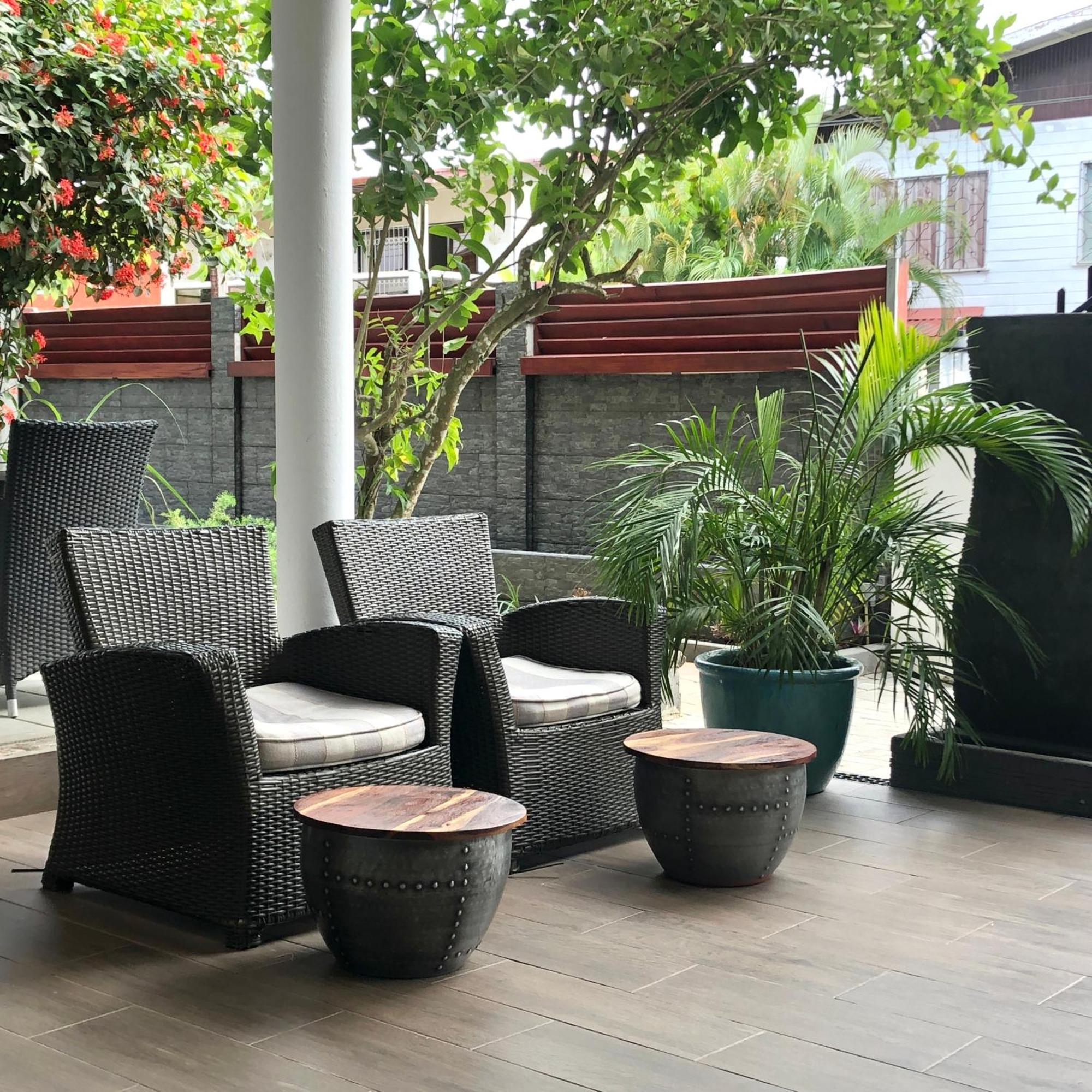 Villa Famiri Boutique Hotel 帕拉马里博 外观 照片